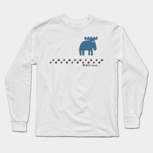 Wildlife tracks - a shy moose Long Sleeve T-Shirt